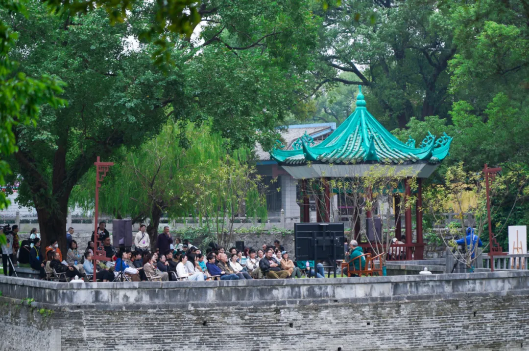 桂林艺术节艺术大讲堂在独秀峰·王城景区顺利举行！